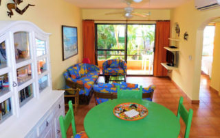 Nautibeach oceanfront Condo Isla Mujeres