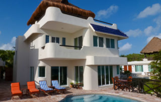 El Castillo Maya 2 Isla Mujeres with Lost Oasis Vacation Rentals Beachfront